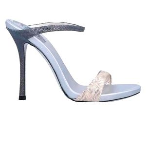 Rene Caovila sandals size 7, for narrow feet, or for regular feet size 6.5